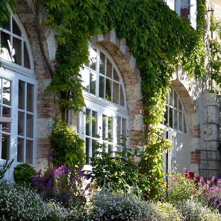 Logis Hotel La Tonnellerie Beaugency Eksteriør billede