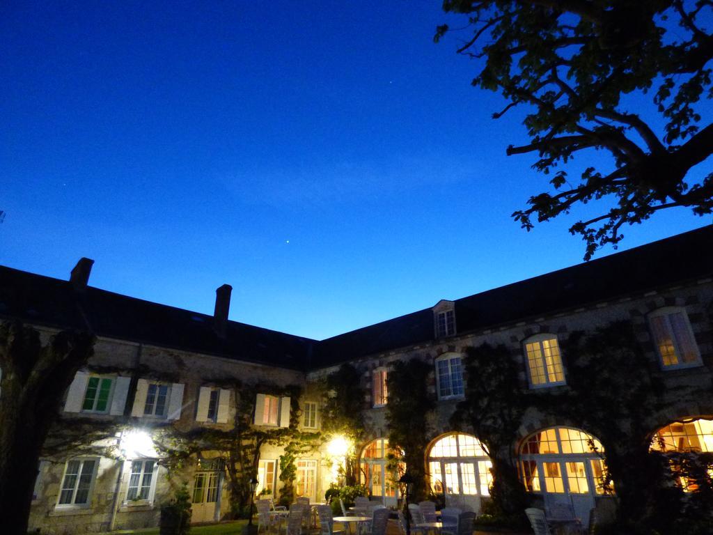 Logis Hotel La Tonnellerie Beaugency Eksteriør billede